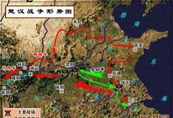 三面楚歌的故事，四面楚歌的故事