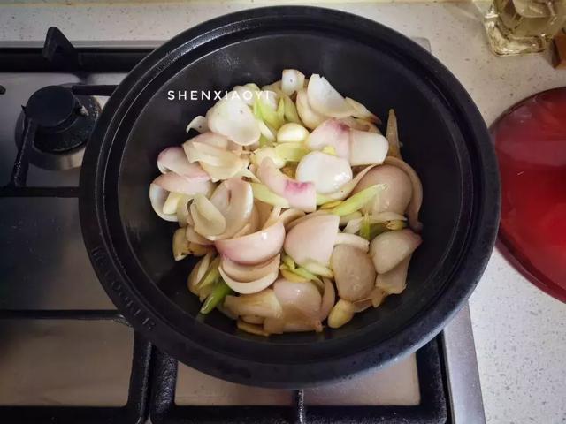 港式红烧鱼头煲，这家私房菜馆真是不得了