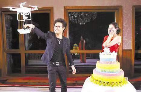 12年前章子怡为何与霍启山分手，与霍启山相恋3年