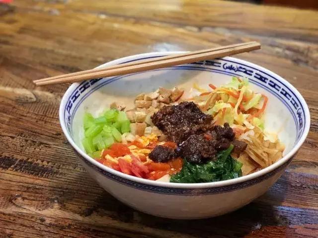 西安特色陕菜有哪些，就连老板都以为你是内行人