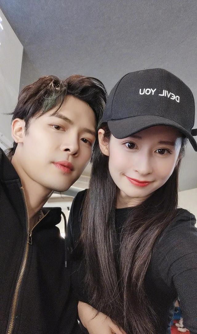 网曝杨幂多次遭小男友求婚，她爆杨幂怀孕被称小三