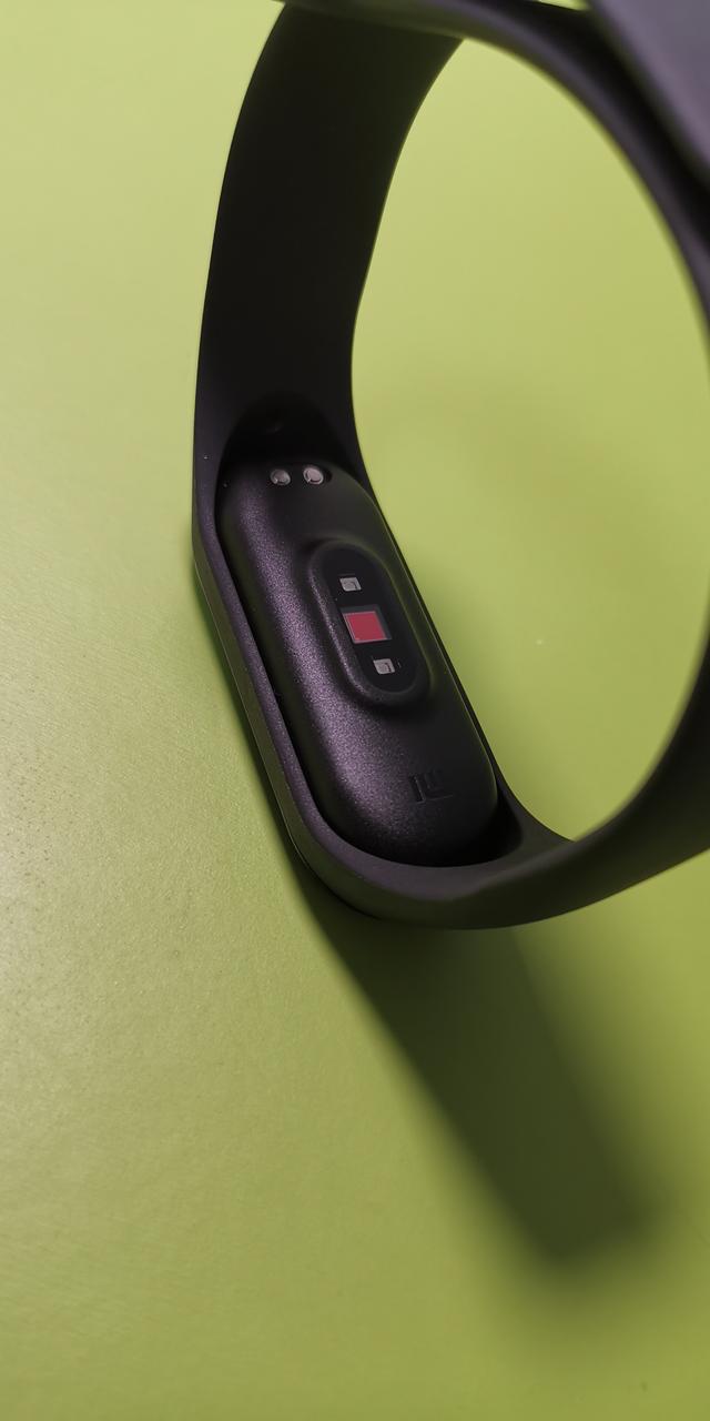 小米手环4nfc，一步步教你用小米手环4（小米手环4nfc版门禁卡设置教程）