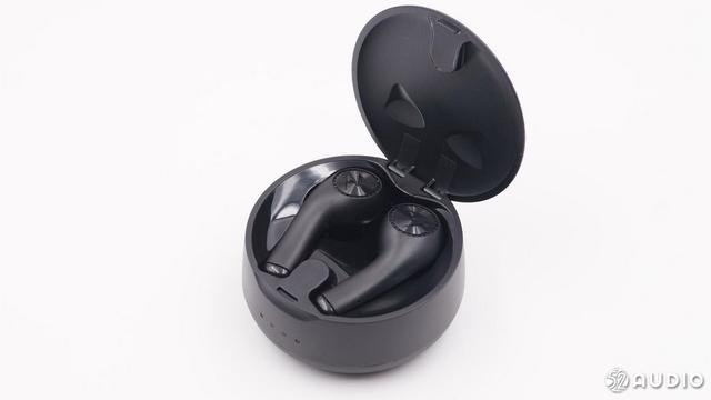 摩托罗拉蓝牙耳机vervebuds，13款采用超聚电池的TWS耳机拆解汇总