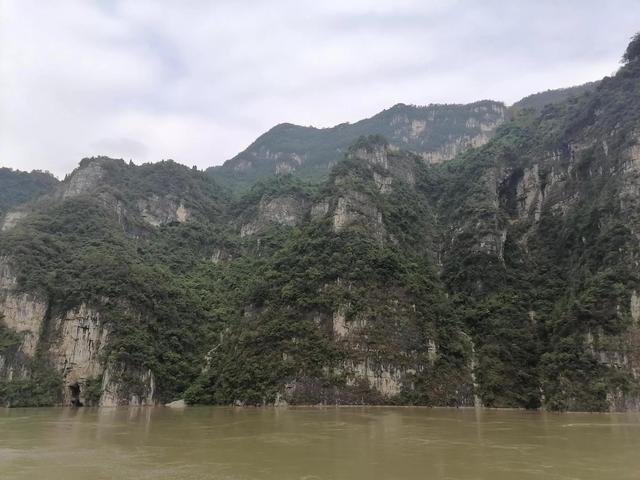 三峡大坝旅游景点，湖北宜昌三峡大坝旅游景点有哪些（领略世界第一坝的水涨船高）