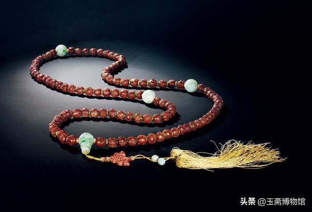珍贵的绿色佛珠拍卖记录，没想到一串佛珠竟然卖到100万