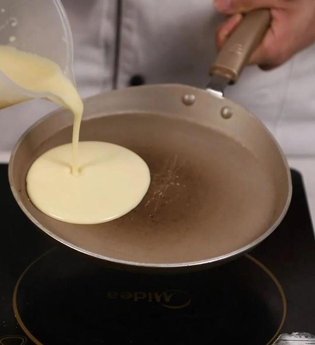 自制毛巾卷蛋糕方法，在家就能做的网红爆款毛巾卷蛋糕来啦