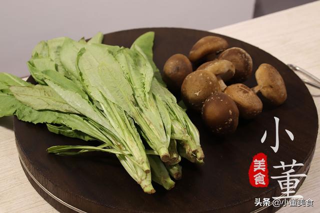 油麦菜怎样做好吃，油麦菜的18种做法（清淡爽口又营养）