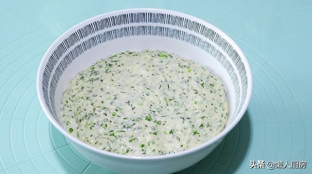 外面賣20元一份的茴香小油條，自己在家做，2元麵粉能做超多 熱愛美食 第10张