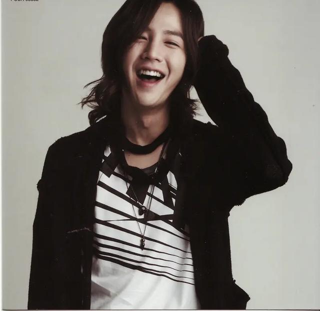 张根硕发福对比，张根硕今天退役了