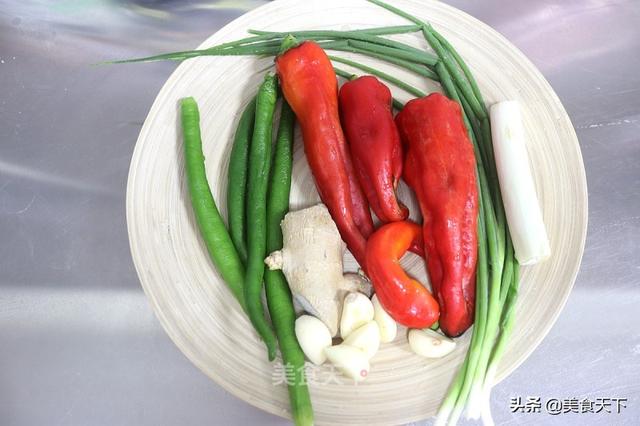 花蛤怎么炒又嫩又香，10分钟上桌鲜美滑嫩