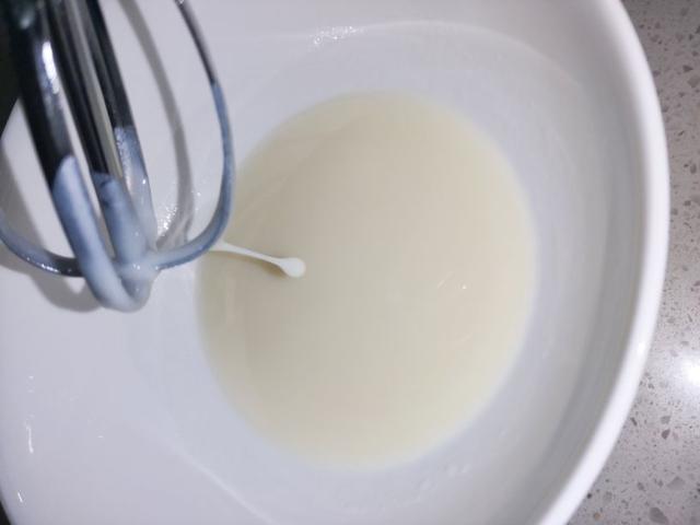 6寸生日蛋糕图片，超详细的6寸戚风蛋糕（十分钟搞定一道挑战一下6寸戚风蛋糕）