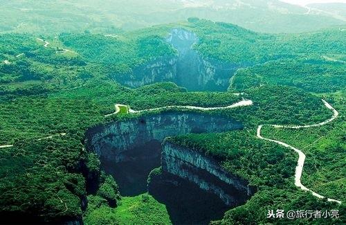 重庆旅游必去景点排名，重庆十佳旅游景点排行榜（重庆十个景点都值得一去）