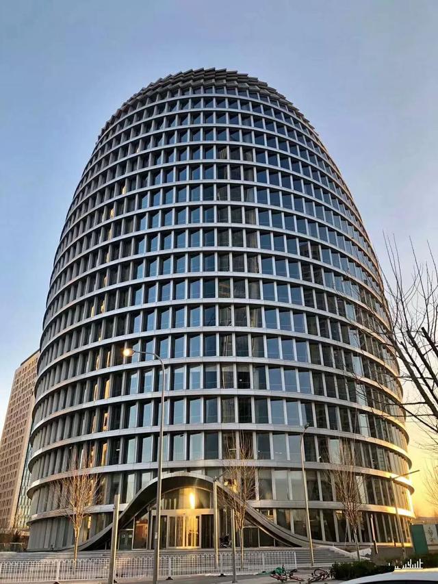 亚投行大厦简介，亚投行北迁之际