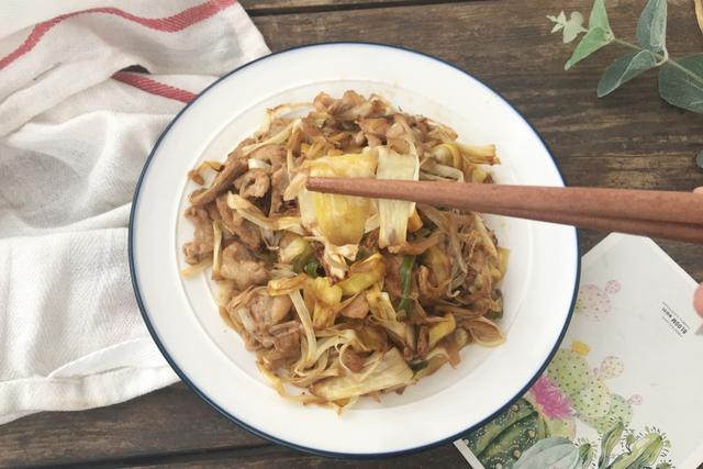 做法简单营养又美味的几道家常菜，这菜这样炒给肉都不换