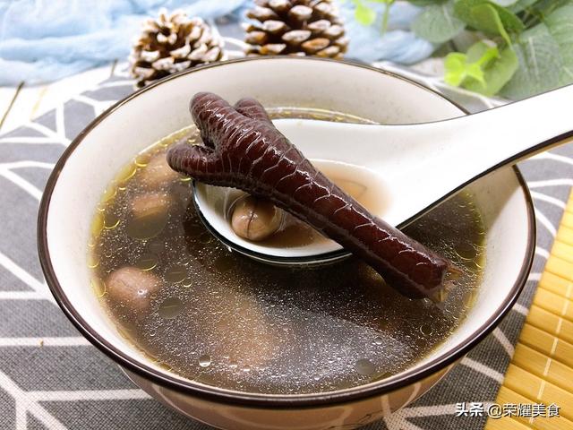 黑豆汤的做法与功效，这黑豆汤正合适
