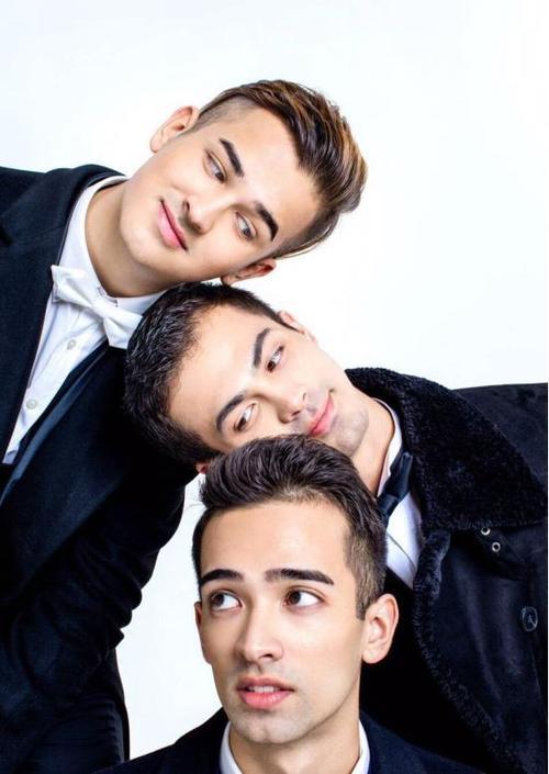 59岁韦唯现身模样大变，韦唯20年情路坎坷