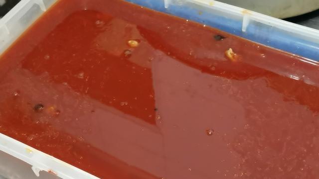 怎么烧红烧牛肉，红烧牛肉怎么做又软又香（红烧牛肉的做法）