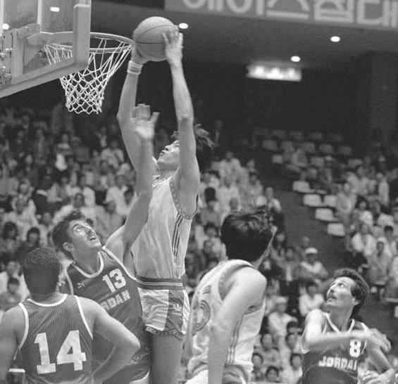 奥登巅峰场均数据，遗憾未在NBA兑现天赋