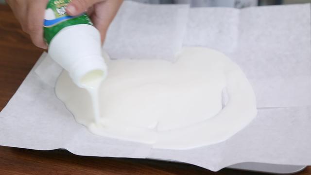 制作超级简单的芒果牛奶冻，牛奶芒果冻的QQ弹弹