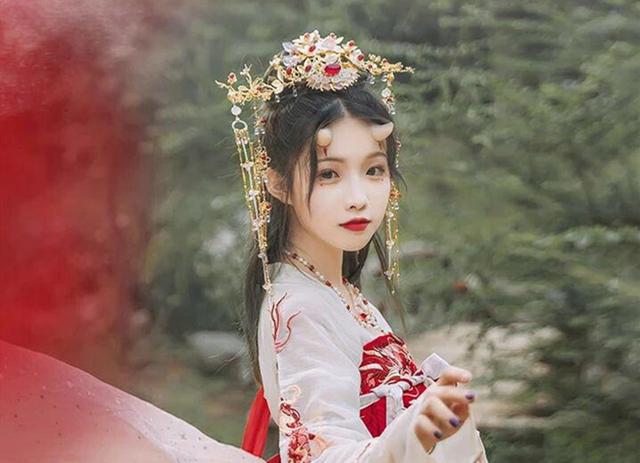 古人发型发簪，古人偏爱的发簪