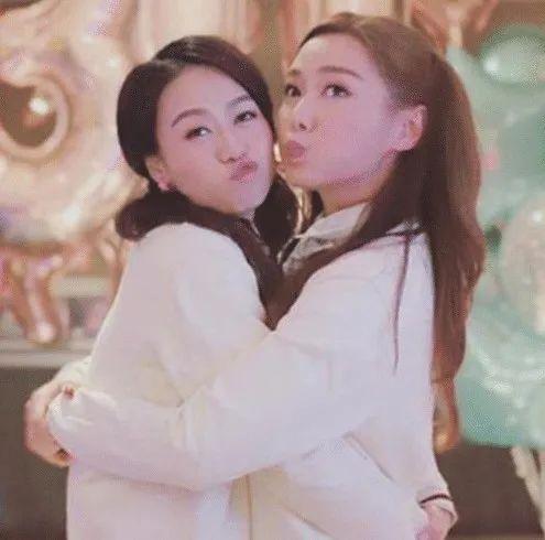 香港男演员汤镇宗相片，汤镇业与小25岁娇妻现身