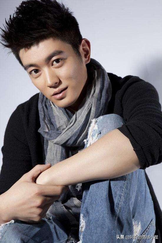 杜江一家都靠儿子出名，儿子6岁妻子比他大5岁