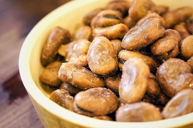 茴香豆几种吃法，茴香豆不是五香豆