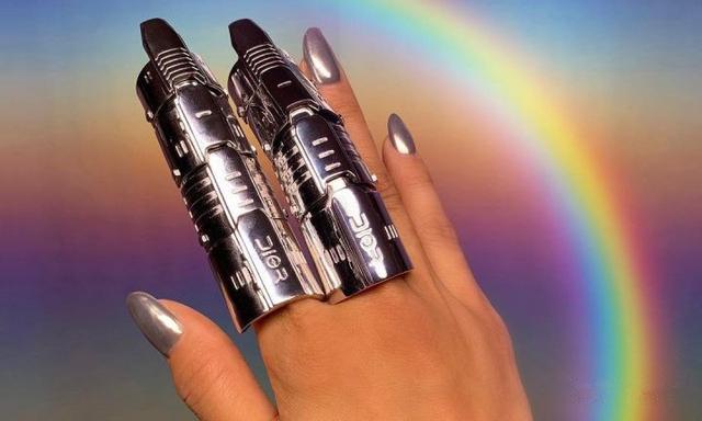 ambush官网，日本潮牌ambush官网（造型简约时尚又不失高级质感）