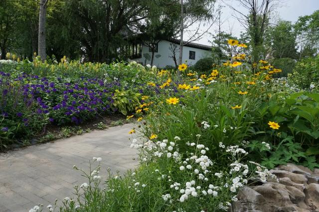 北京必玩景点排名，北京必玩的十个景点排名榜单（北京最值得去的12个景区）