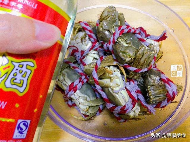 教你蒸完美的清蒸大闸蟹，清蒸大闸蟹时记得