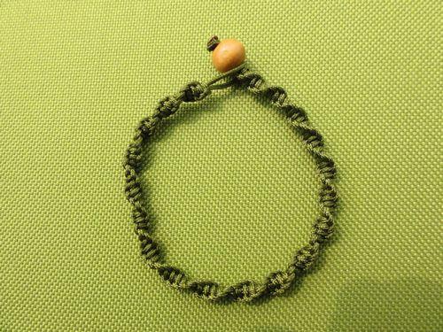 手链绳各种编织教程，漂亮花结手链的编制方法