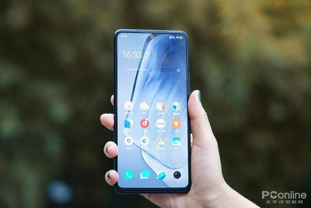 骁龙870还值得入手吗，一场属于骁龙870的顶上战争