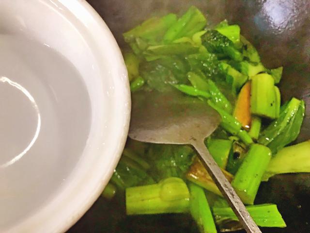 年糕怎么做好吃又简单，怎么做年糕吃好吃又简单