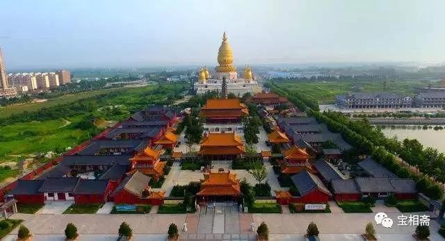 佛教一花一世界一树一菩提，禅语10句，写尽人间贪嗔痴欲