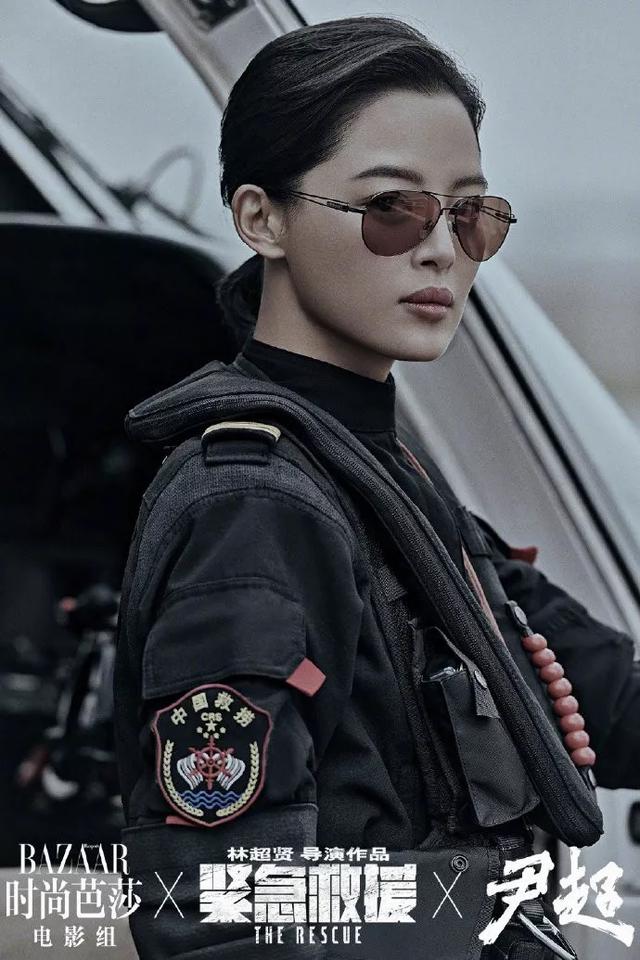 女机长个人资料简介，退役后却成中国首位美籍女机长