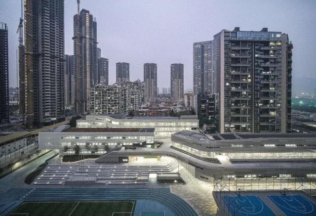 深圳南山外国语学校，深圳外国语学校哪所好（<集团>高级中学二类自主招生专项合格名单及专业合格分数线公示）