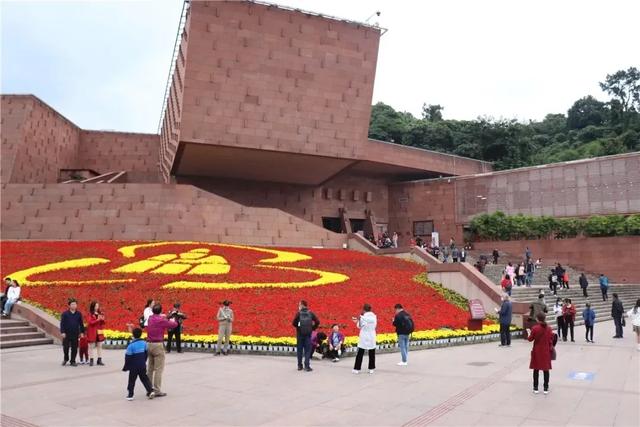 乐山大佛博物馆，这个月去乐山大佛旅游攻略图