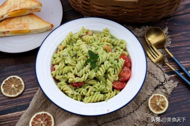 牛油果怎么吃才好吃，怎么吃牛油果才可以更好吃