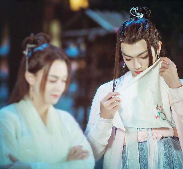 男星女装造型有多美，王一博《街舞5》穿女装