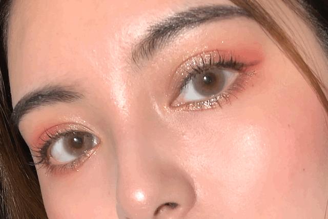 想要让眼妆更精致，眼影的搭配颜色和正确画法