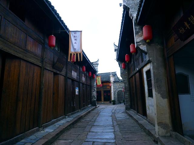 桐城六尺巷景区介绍，安徽桐城六尺巷