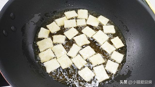 锅巴怎么做才又脆又香，剩米饭做的小零食