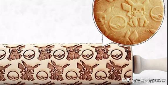 擀面杖如何制作，有时候擀面杖也能做出艺术甜品