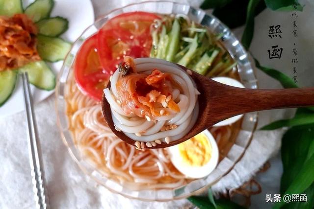 朝鲜冷面的做法，想吃冷面不用买（朝鲜冷面的做法最正宗的做法）