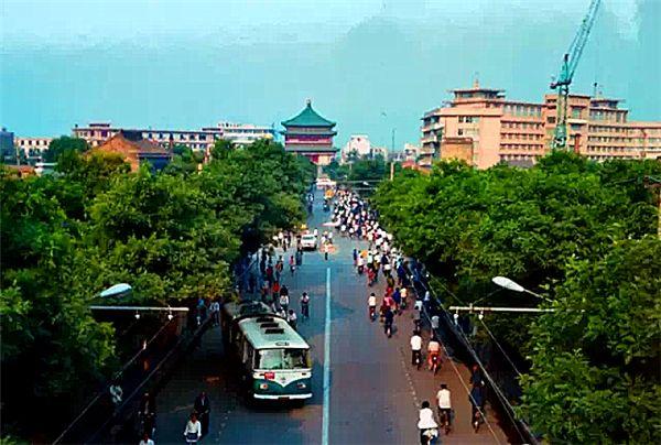 西安最繁华的商业圈在哪里，西安赫赫有名的