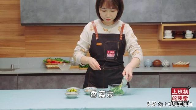 海南椰子鸡怎么炖，海南人这样炖鸡太清甜了