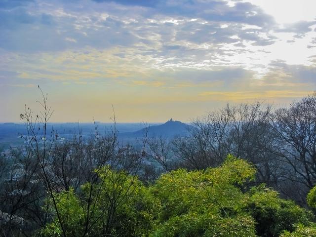 上海佘山天主教堂地址，风景优美人流量少