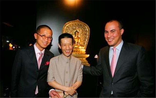 蔡铭超鼠首和兔首拍卖过程，拍卖会上一锤定音