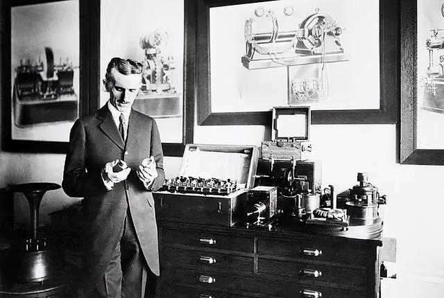 特斯拉是什么单位，物理书上特斯拉介绍