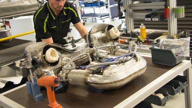 保时捷taycan有哪些黑科技，纯电还能叫保时捷吗